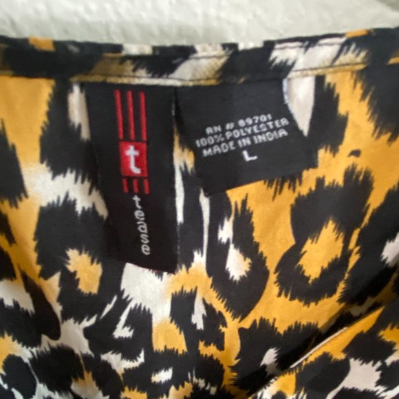 Pull over cheetah print Kimono with draw string waist. Size on tag: Large w123 - Picture 5 of 11